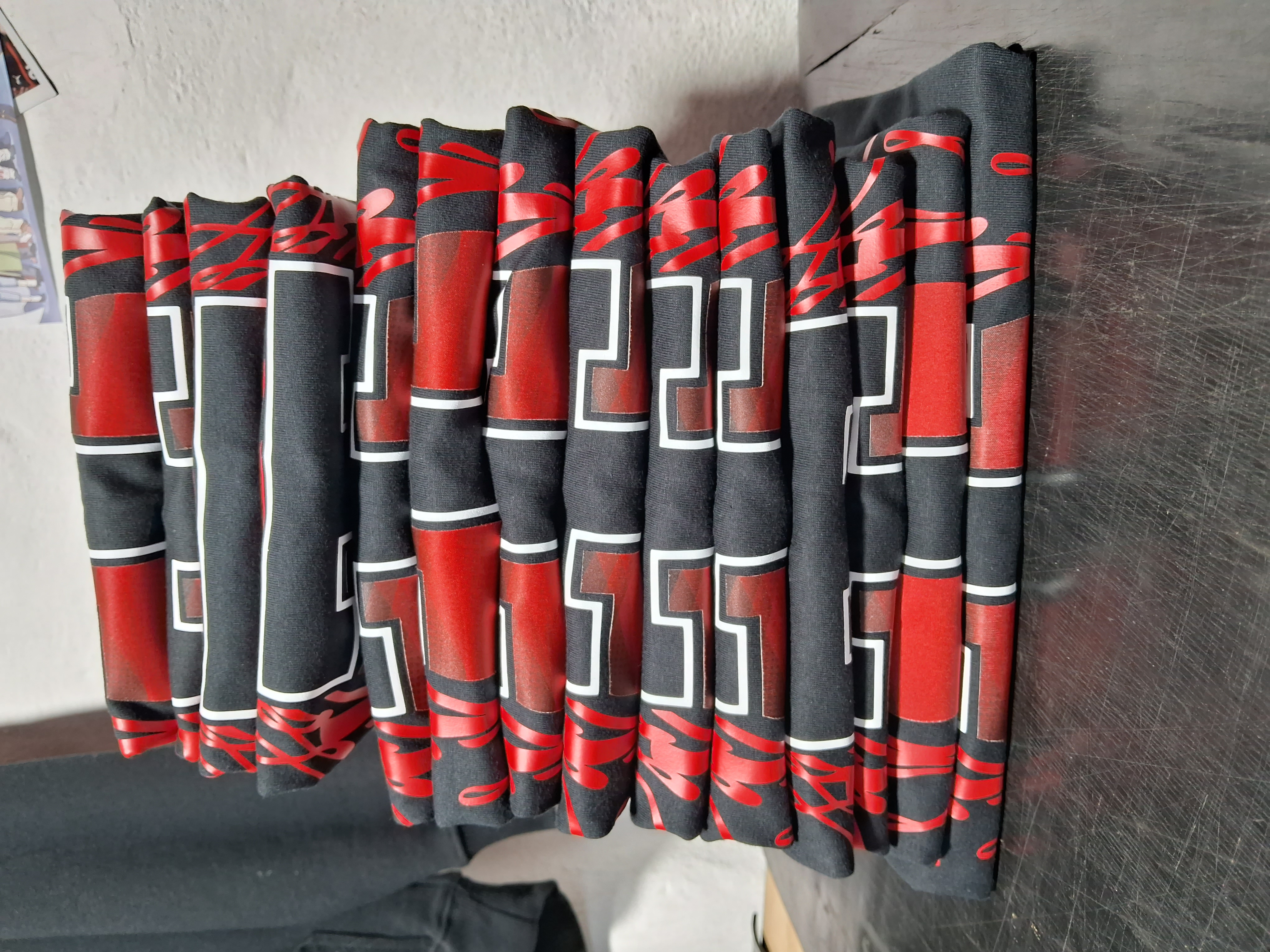 Polerones Toros — Trabajo de Undergraf